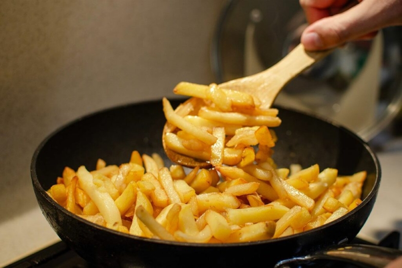 Los médicos advierten: las patatas fritas están matando nuestro cerebro