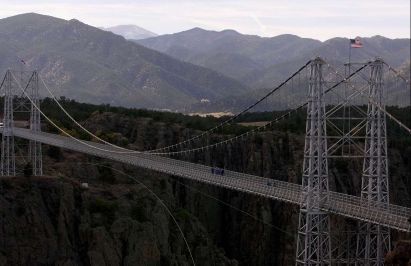 Los más bellos puentes peatonales en el mundo