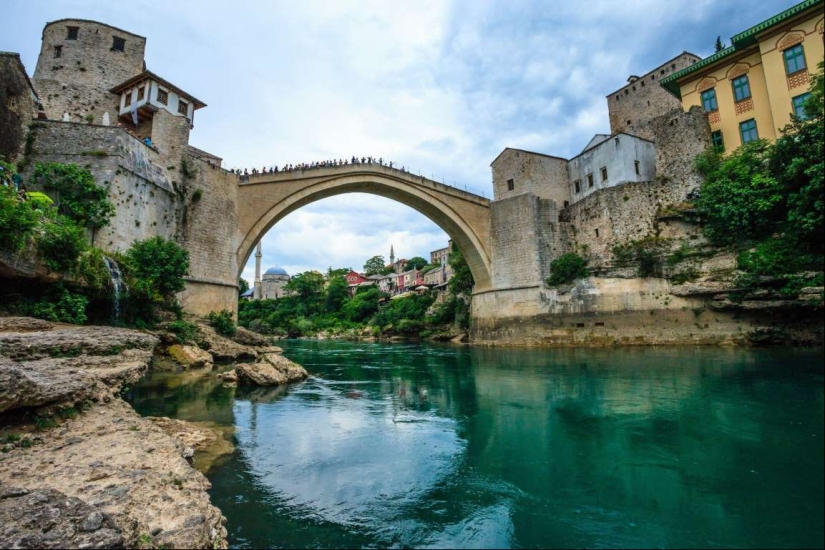 Los más bellos puentes peatonales en el mundo