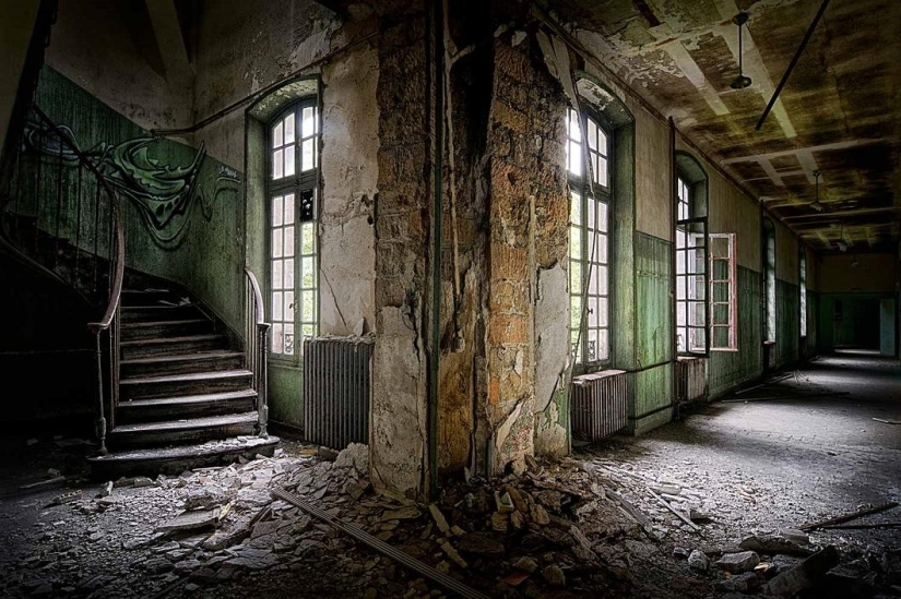 Lugares abandonados en las fotos por Vicente Jansen