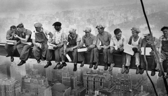 Lunch on the Beam of Rockefeller Plaza: The Secret Behind One of the Most Famous Photos of the 20th Century