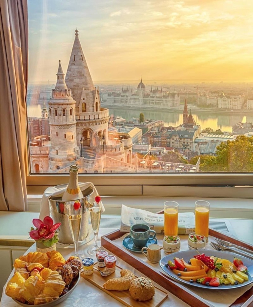 Luxurious breakfasts from around the world