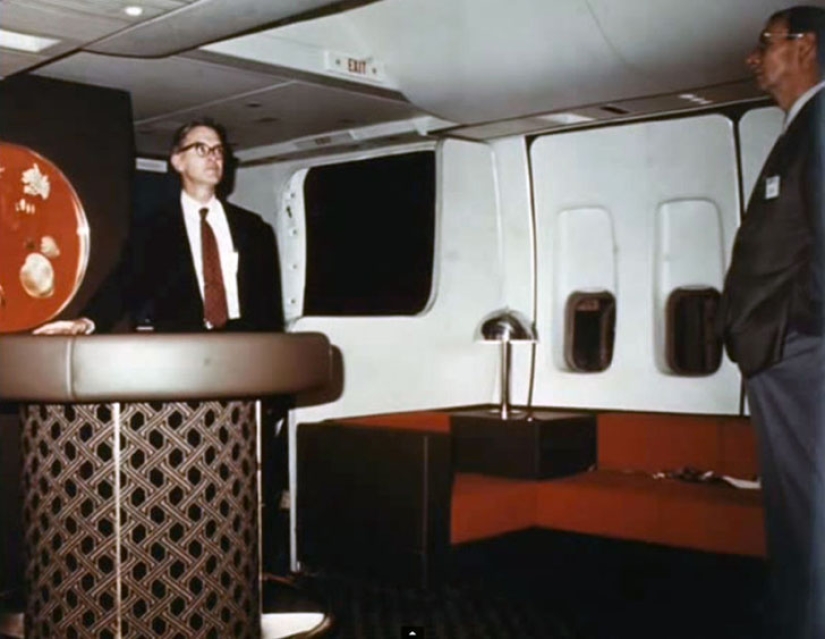 Luxury flight in the seventies on a Boeing 747