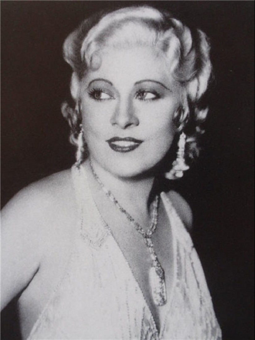 Mae West-la controvertida actriz que se convirtió en el primer símbolo sexual de América