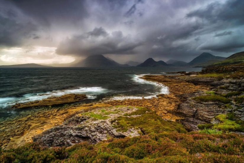 Majestic and beautiful Britain: stunning landscapes of the foggy Albion