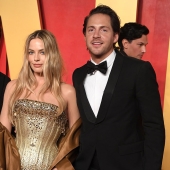 Margot Robbie está embarazada y espera su primer hijo con su esposo Tom Ackerley