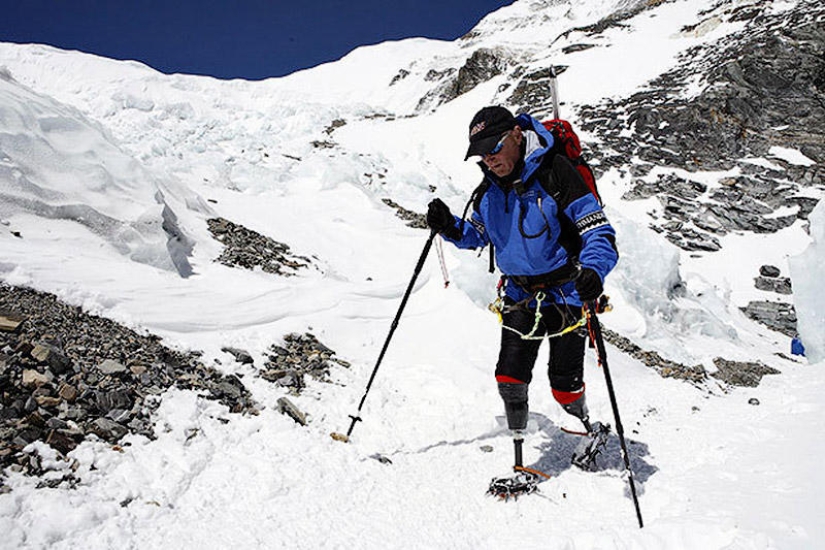 Mark Inglis - the first climber to conquer Everest without legs