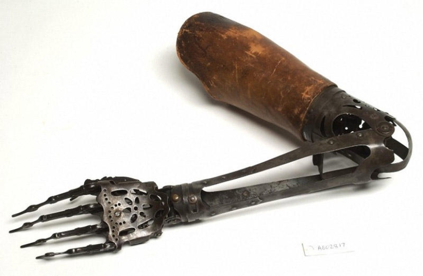 Medical instruments of the past – instruments of torture or a lifeline