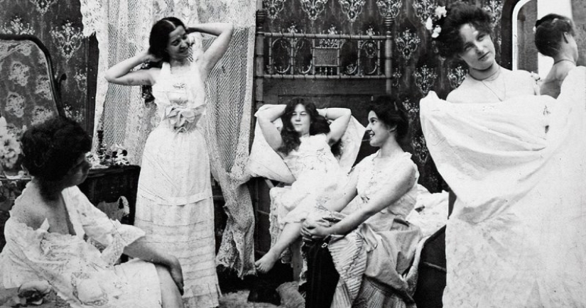 Mercury treatment, drunkenness and luxury: how women lived in brothels in Russia in the 19th century