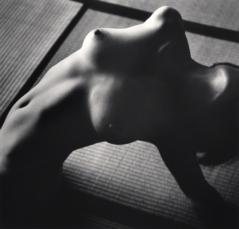 Michael Kenna's photo project "Rafu": female nude in the style of Japanese haiku