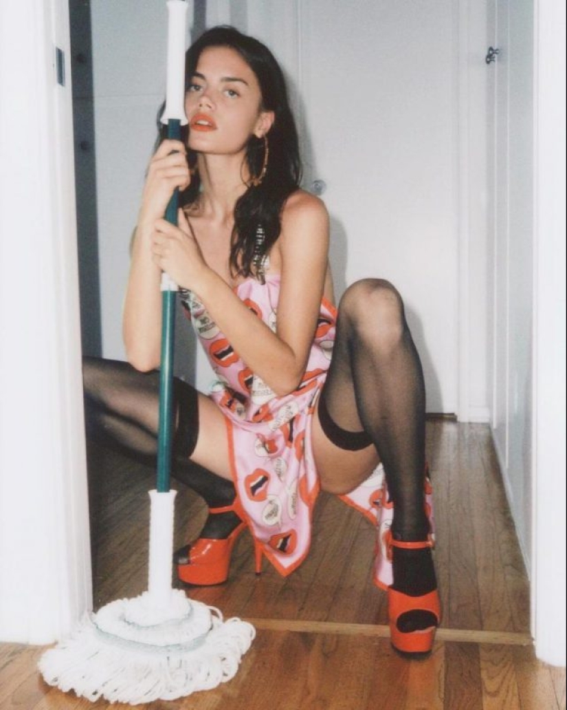 Modelo de moda de Rachel lang — la chica moderna-un encendedor de la cubierta de la década de los 90