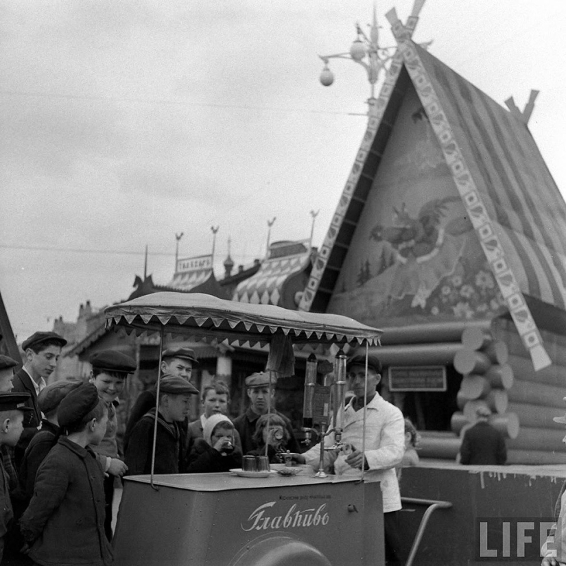 Moscow in 1947 through the eyes of an American