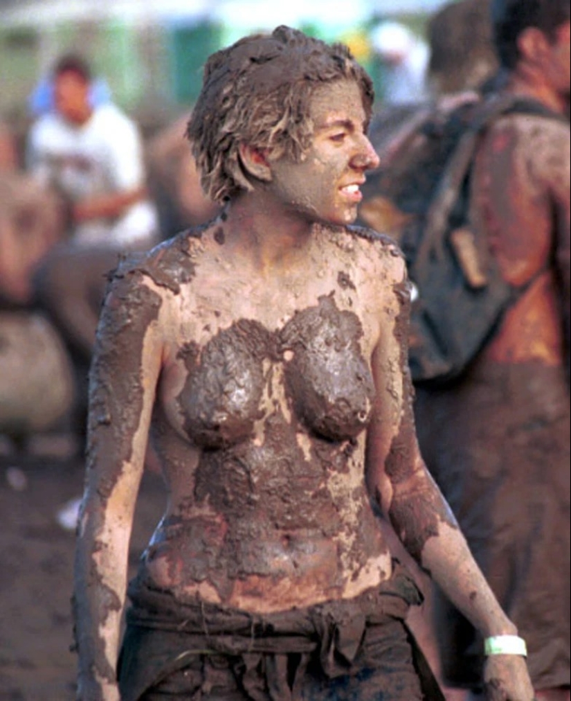 Moshpit, fuego y hedor: cómo se celebró el Festival de Woodstock en 1999
