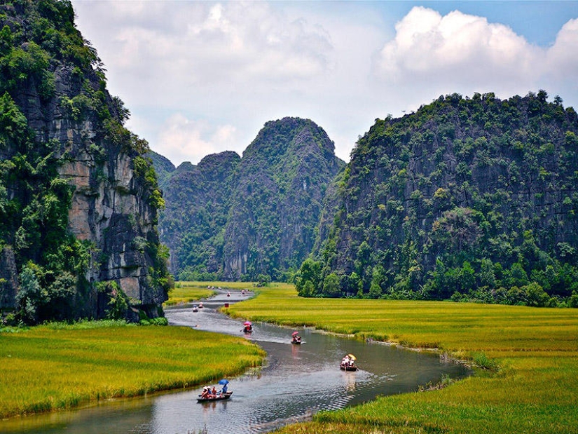 Mountains and rice fields There Kok