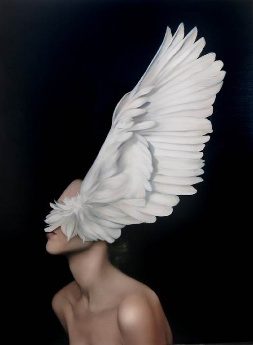 Mujeres, flores y animales: una simbiosis sorprendente en las pinturas de Amy Judd