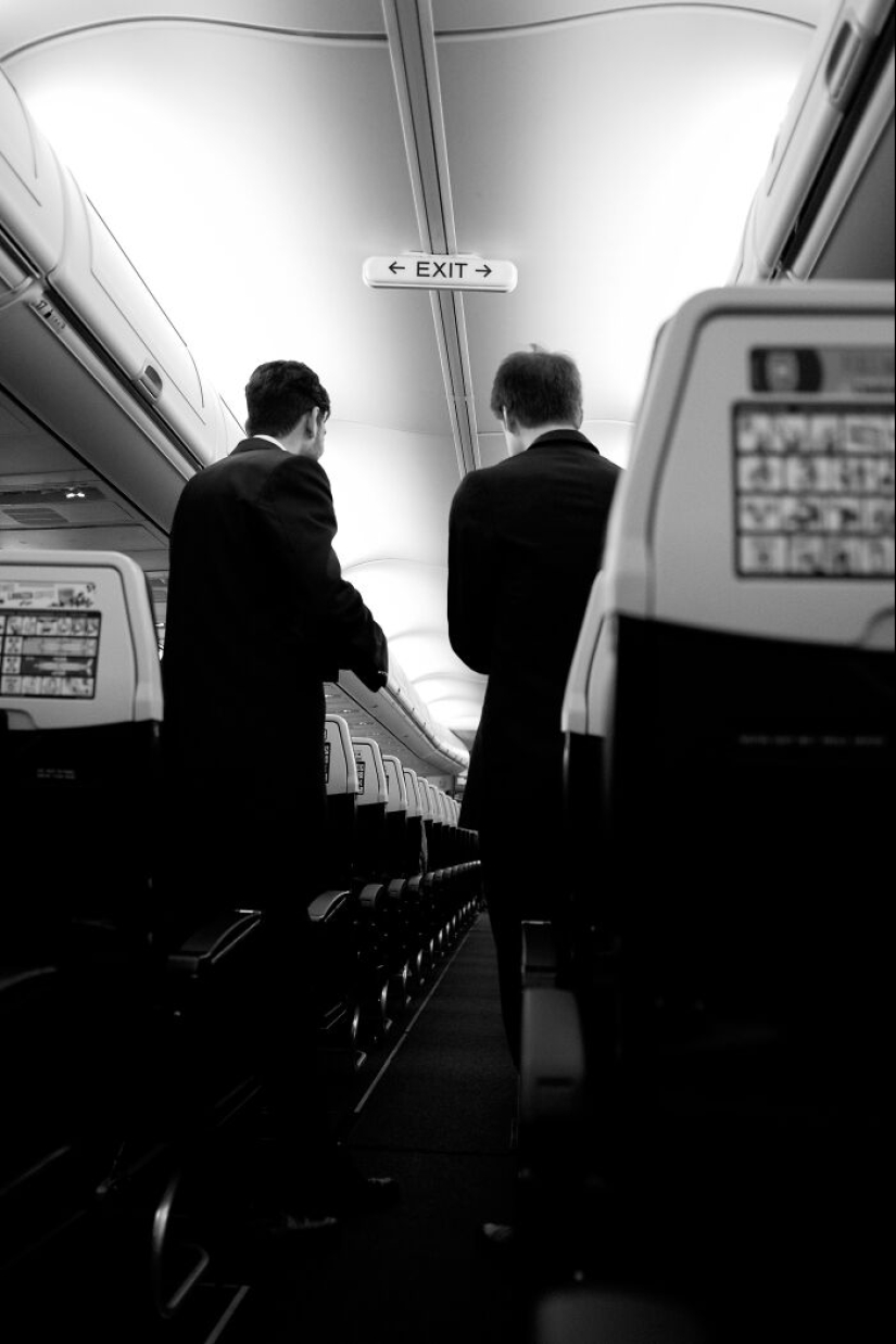 My 10 Photographs That Show The Reality Of Flying Economy