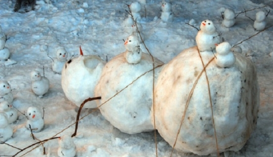 Not all snowmen are equally friendly