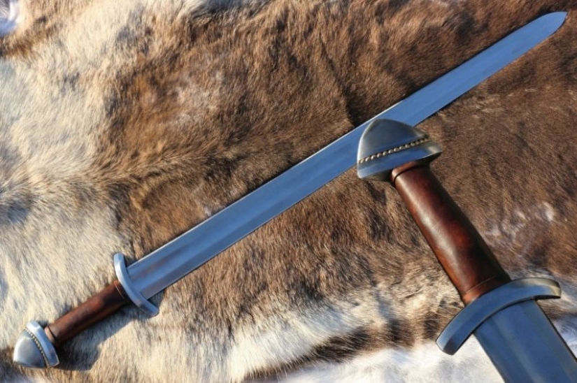 Not just Excalibur: 10 most famous swords of the Middle Ages