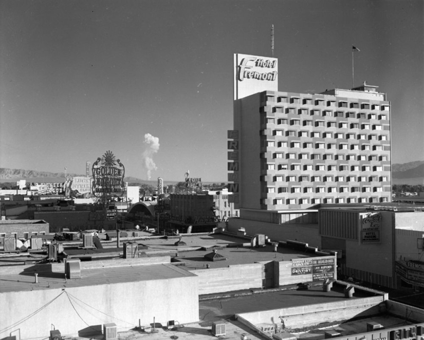 Nuclear tourism in the USA, or How the nuclear test site became a tourist attraction