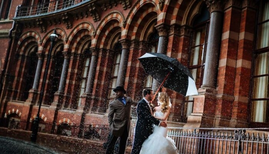 Nuestras 11 fotografías icónicas de bodas en Londres