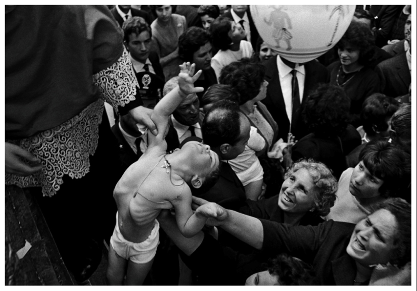 Obras maestras de la fotografía callejera: la vida real en cada imagen de los maestros