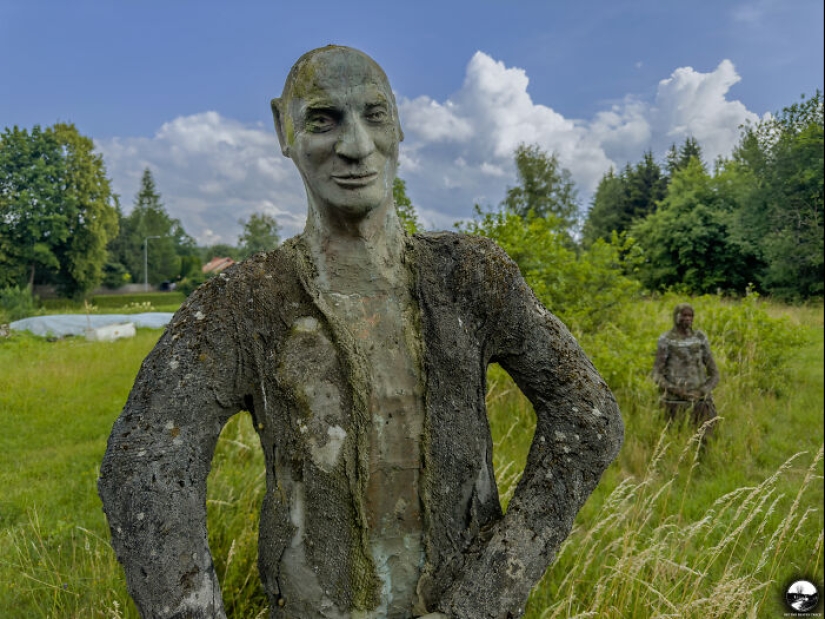 Off The Beaten Path: The Fascinating Sculptures Of Adam Szubski