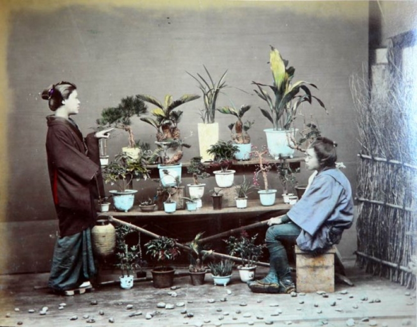 Old Japan of the second half of the 19th century in photographs by Adolfo Farsari
