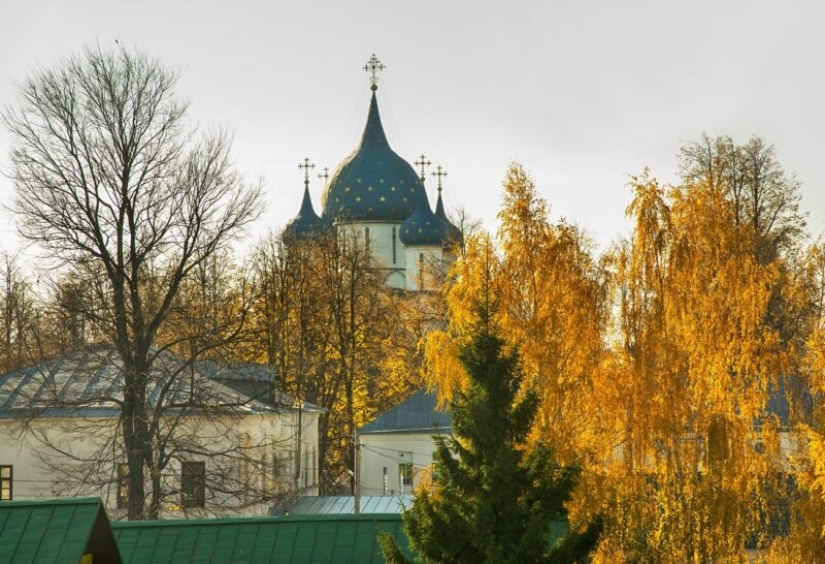 Otoño dorado en fotos de diferentes partes de Rusia