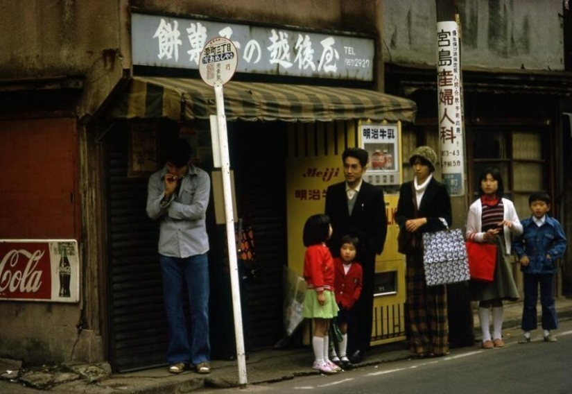 Parecía Tokio y de sus habitantes en la década de 1970