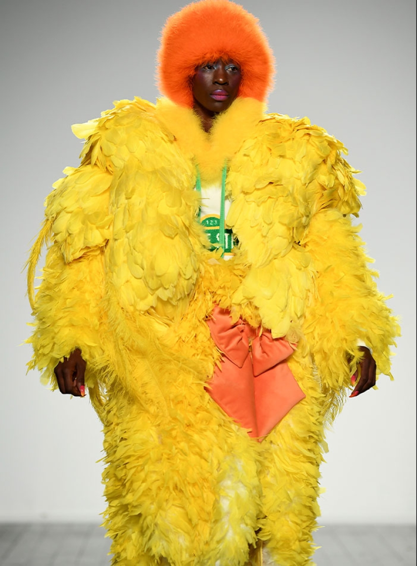 People Can’t Get Over These Bizarre Looks From London Fashion Week 2024