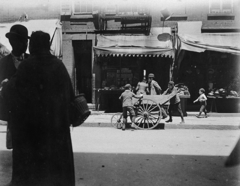 Photos of Manhattan 1870-1900, when the island was a slum of New York