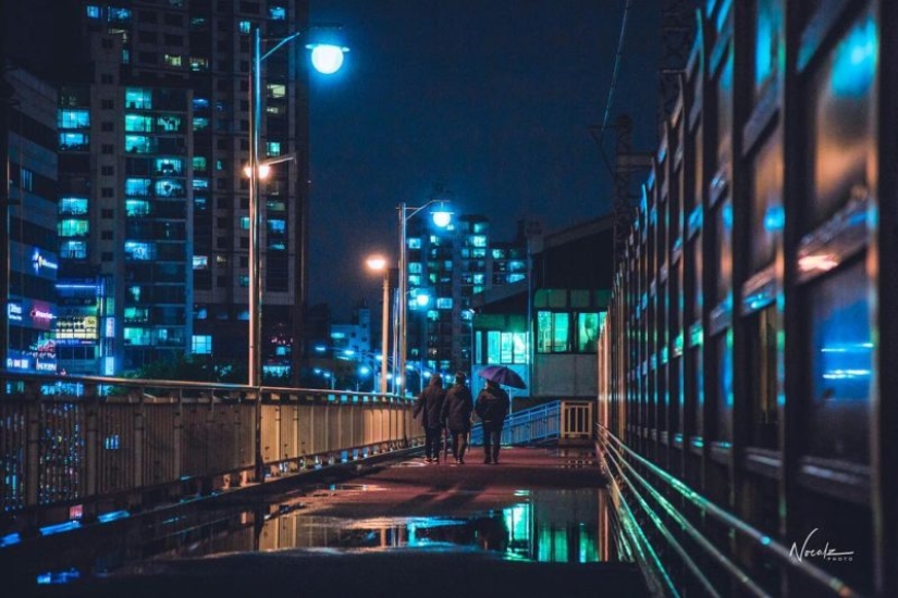 Pictures on mobile: 30 stunning pictures of rainy Seoul