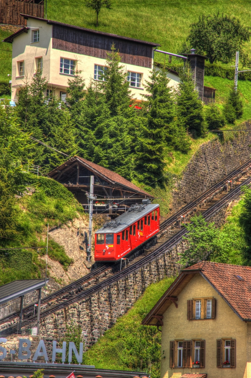 Pilatusban — el ferrocarril más empinado del mundo