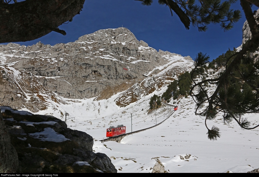 Pilatusban — el ferrocarril más empinado del mundo