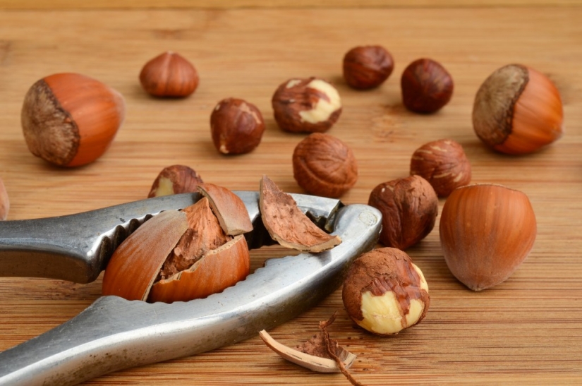 Pistachios, cashews and other "nuts" that aren't really nuts