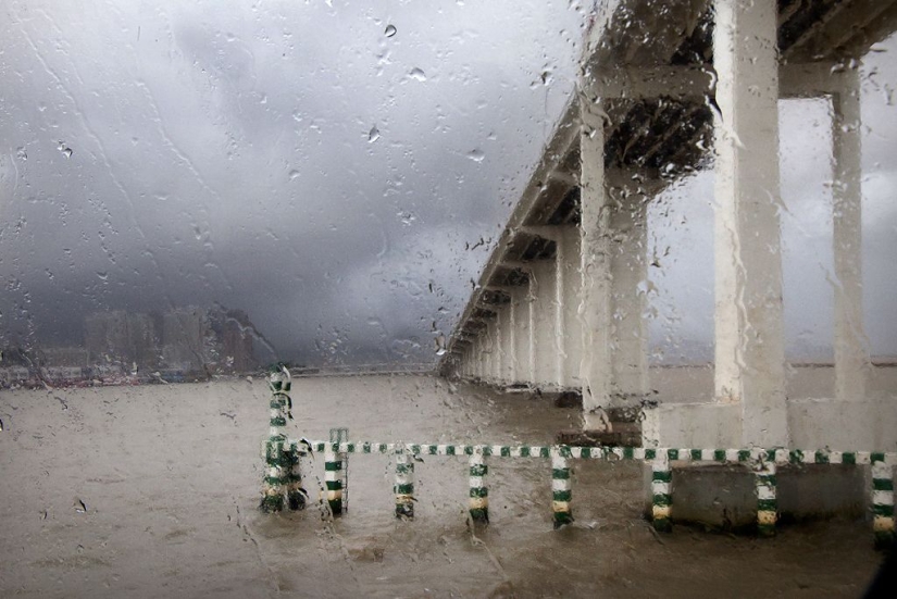 Poesía de la lluvia en fotografías de Christopher Jacro