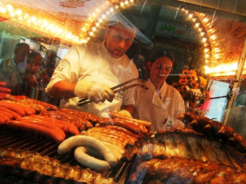 Popular street food in different countries