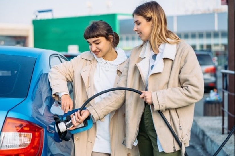 ¿Por qué a mucha gente le gusta el olor de la gasolina