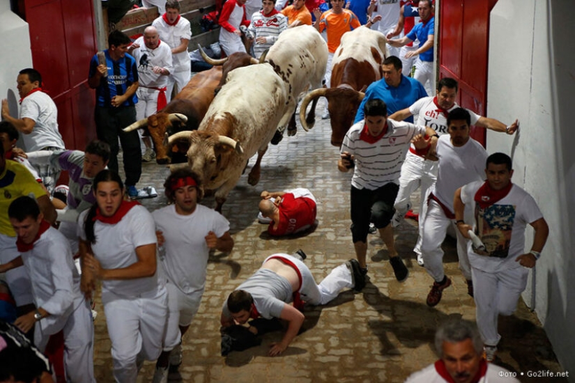 Por qué la gente en España corre de toros: la historia de las vacaciones de San Fermín en Pamplona