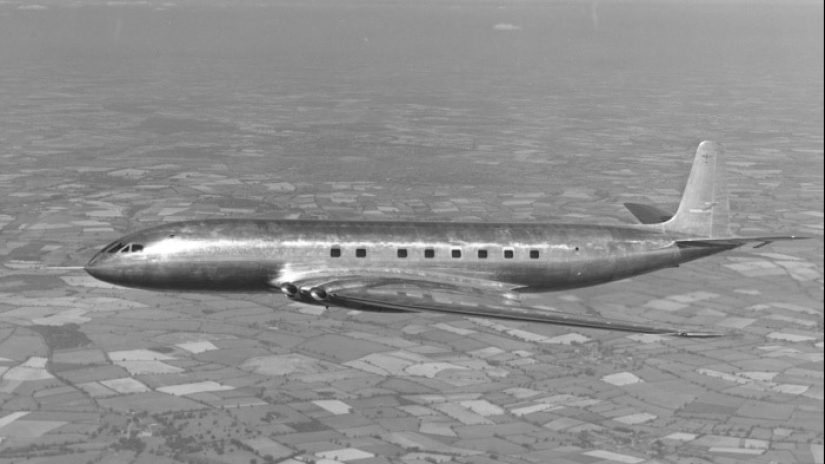 Por qué las ventanas del tren y los ojos de buey del avión están hechos con esquinas redondeadas