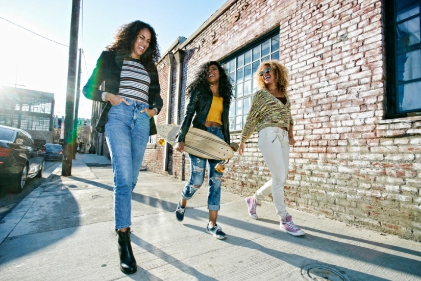 ¿Por qué los bolsillos de la ropa de mujer son siempre más pequeños que los de los hombres?