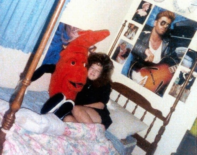 Posters not much happens: the typical room of an American ' 80s teen