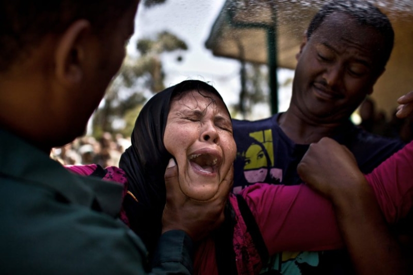 Prague photographer filmed an exorcism ceremony in Ethiopia