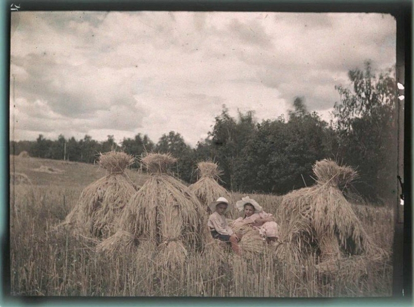 Pre-revolutionary Russia in the first color photographs of the 1910s by Pyotr Vedenisov