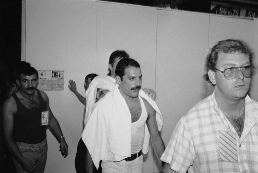 Princesa Diana, Michael Jackson y hasta una llama: lo que pasó en las fiestas de Freddie Mercury