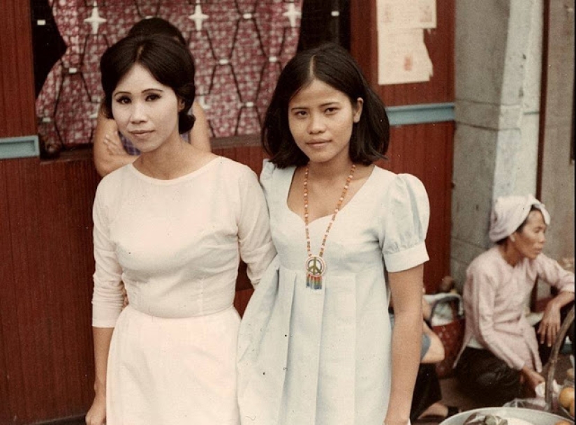 Prostitución durante la guerra de Vietnam en fotografías de las décadas de 1960 y 1970