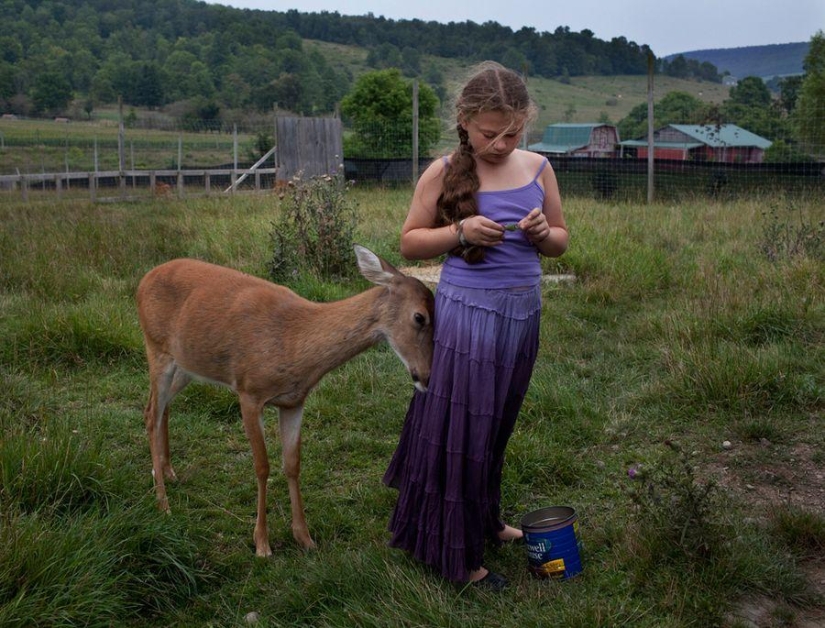 Proyecto fotográfico Robin Schwartz “El mundo de Amelia”: Arte a través del prisma de la infancia y la naturaleza