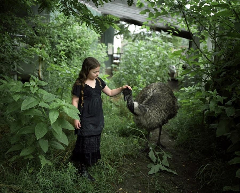 Proyecto fotográfico Robin Schwartz “El mundo de Amelia”: Arte a través del prisma de la infancia y la naturaleza