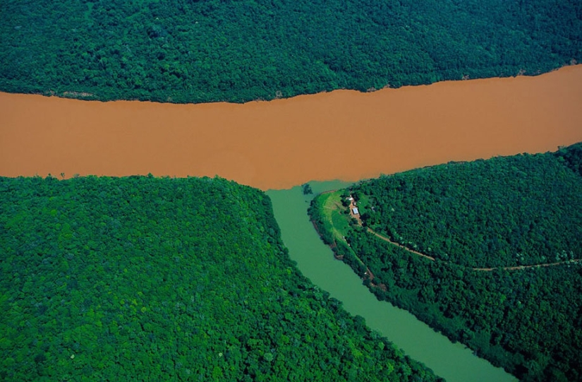 Proyecto fotográfico legendario “La Tierra vista desde el cielo”