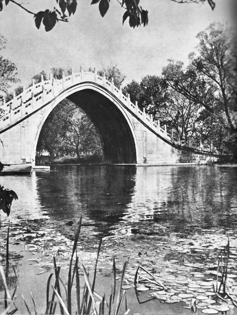 Puente del Cinturón de Jade